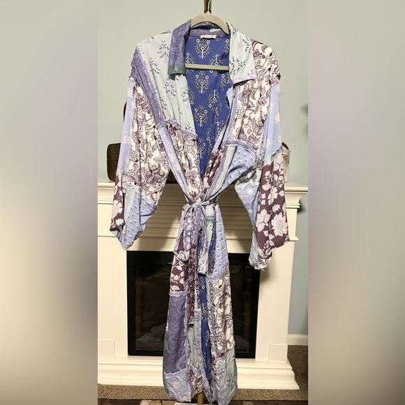 Free People Fun and Games Robe - Picture 5 of 9